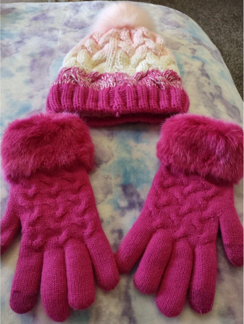 Girls Beanie And Glove Set